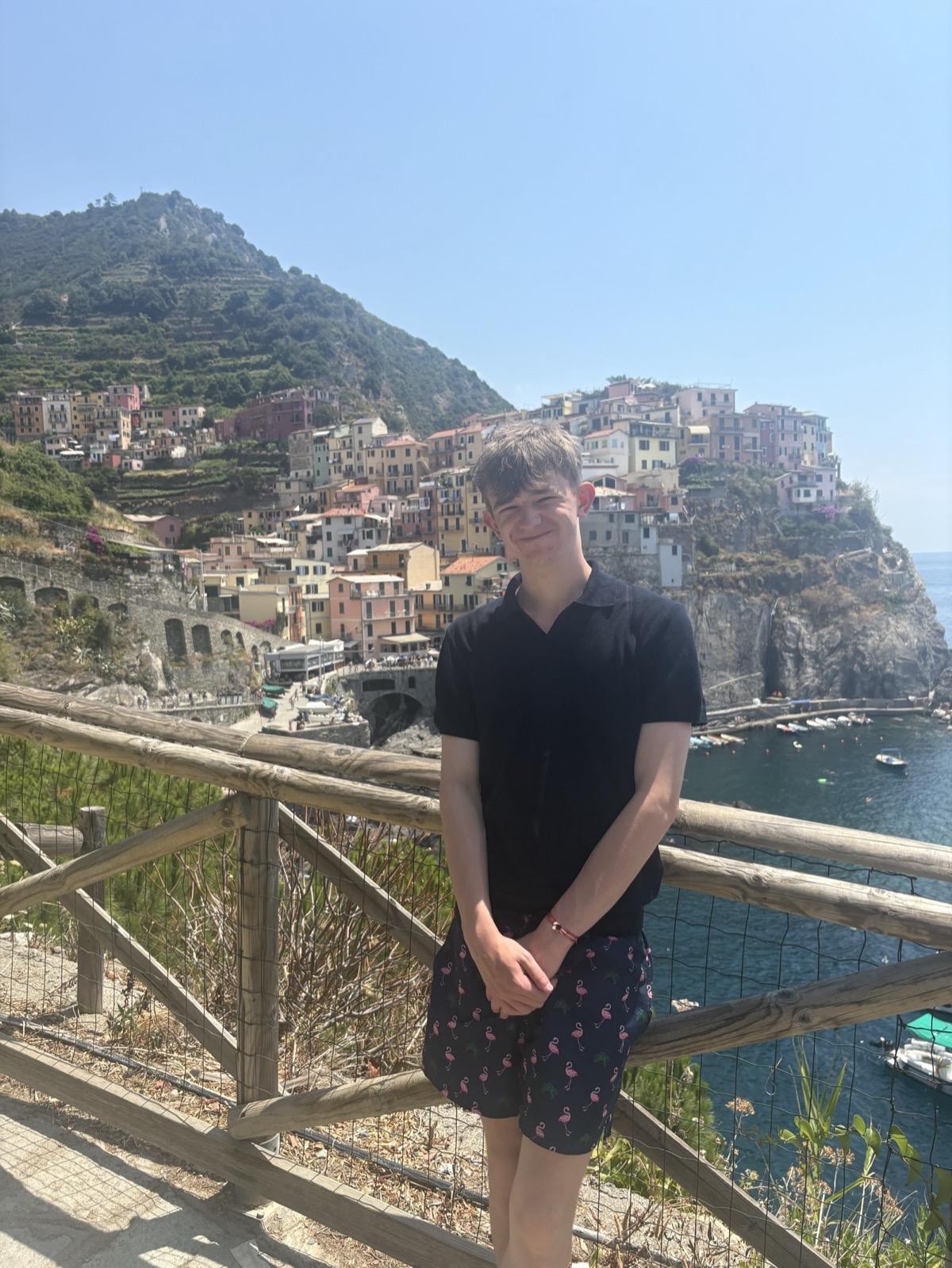 Eimhin travelling in Italy