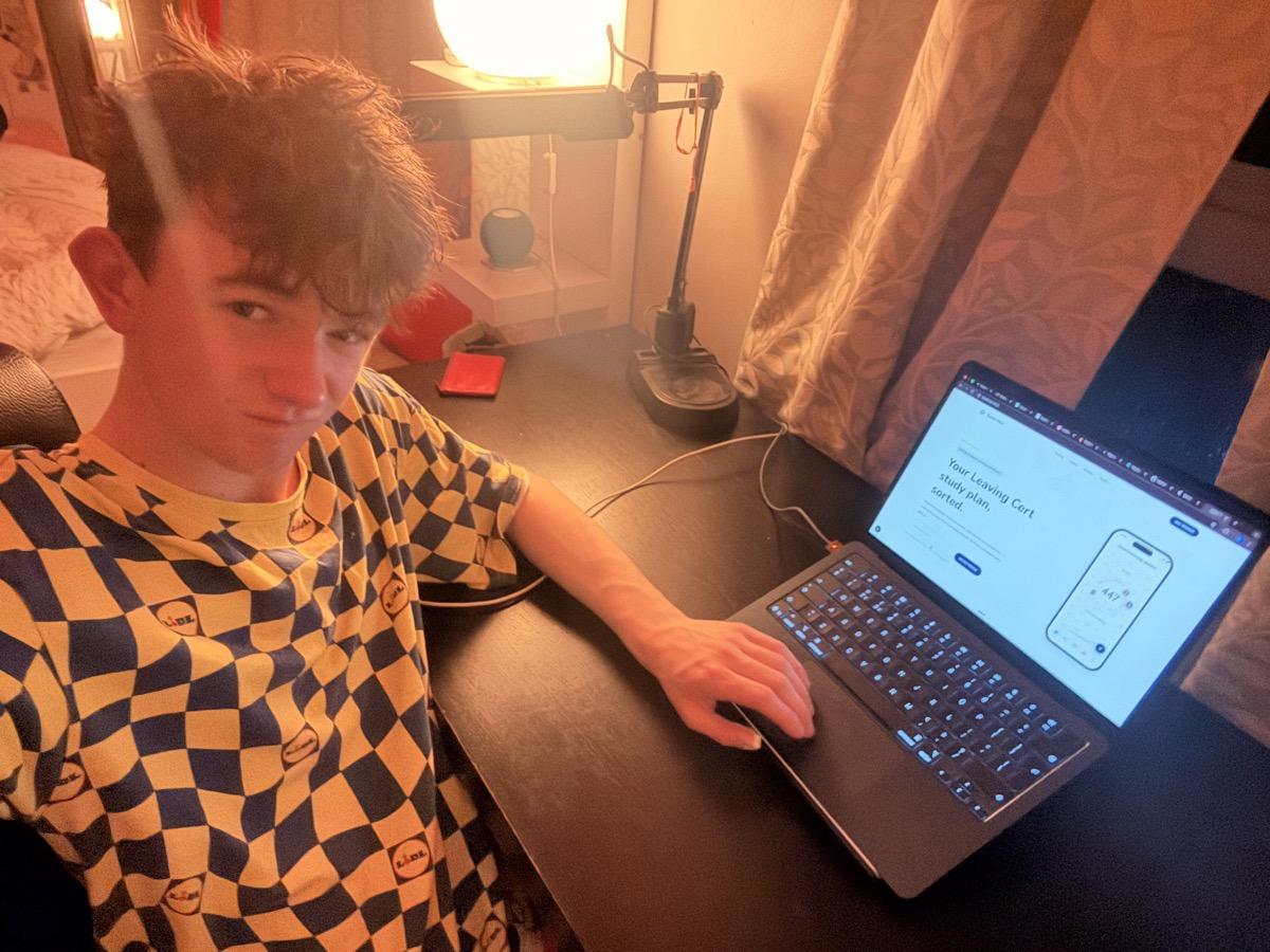 Eimhin building Eolas Nua